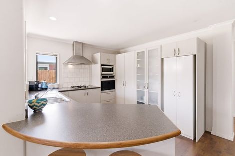 Photo of property in 15 Blowers Place, Halswell, Christchurch, 8025