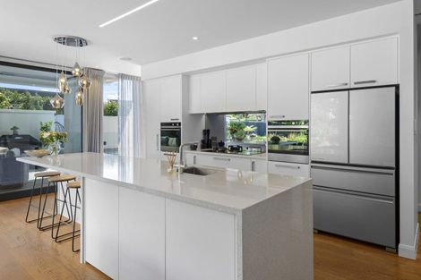 Photo of property in 17 Penhelig Place, Burnside, Christchurch, 8053