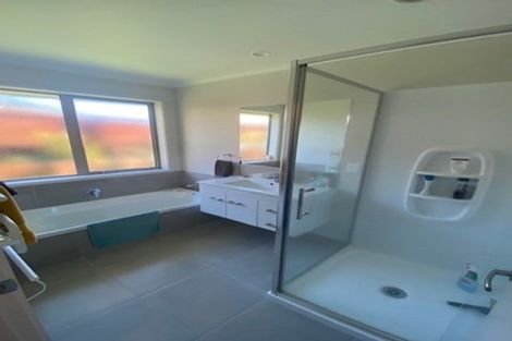 Photo of property in 31 Fairfax Crescent, Pyes Pa, Tauranga, 3112