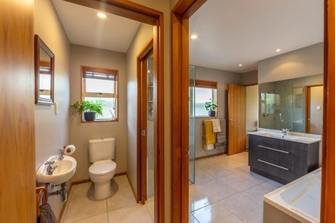 Photo of property in 18a Herbs Place, Cashmere, Christchurch, 8022