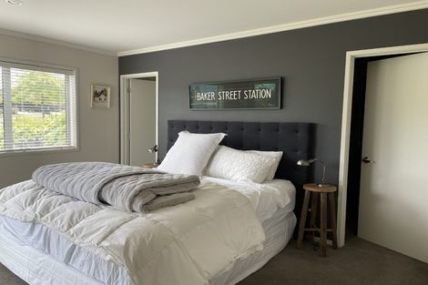 Photo of property in 16 Forest Heights, Wanaka, 9305