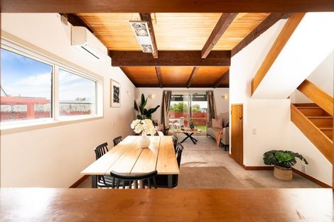 Photo of property in 3 Glamorgan Street, Northland, Wellington, 6012