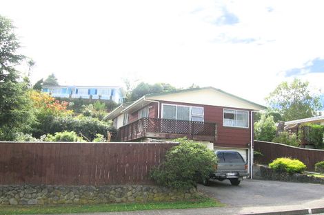Photo of property in 31 Vista Crescent, Maoribank, Upper Hutt, 5018