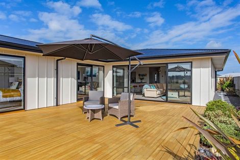 Photo of property in 91 Te Hurunui Drive, Pegasus, 7612