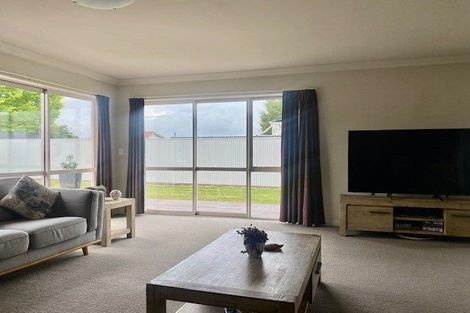 Photo of property in 65 York Road, Riversdale, 9776