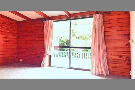 Photo of property in 2/49 Larnoch Road, Henderson, Auckland, 0610