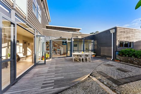 Photo of property in 68 Barrier View Road, Leigh, 0985