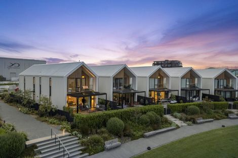 Photo of property in 35 Hudson Bay Road, Hobsonville, Auckland, 0616