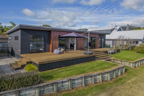 Photo of property in 34 Motukorure Parade, Cooks Beach, Whitianga, 3591