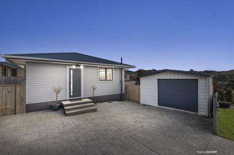 Photo of property in 7 Beazley Avenue, Paparangi, Wellington, 6037