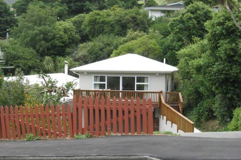Photo of property in 81 Saint Davids Street, Lyttelton, 8082