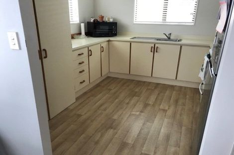 Photo of property in 3/10 Wood Street, Papakura, 2110