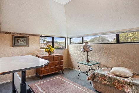 Photo of property in 2 Kent Lodge Avenue, Avonhead, Christchurch, 8042