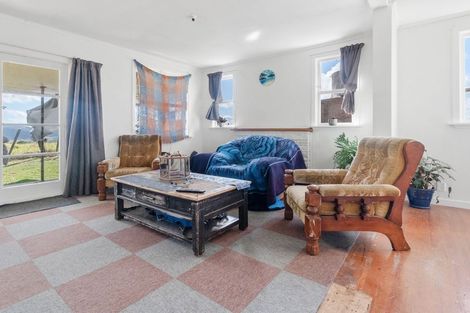 Photo of property in 19 Settlement Road, Kawakawa, 0210