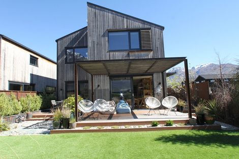 Photo of property in 6 Soudley Court, Jacks Point, Queenstown, 9371