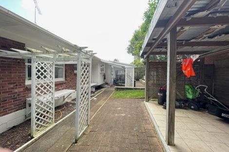 Photo of property in 15 Walpole Avenue, Hillpark, Auckland, 2102