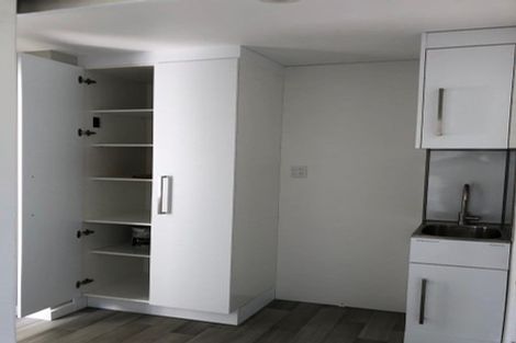 Photo of property in 27 Rugby Road, Birkenhead, Auckland, 0626