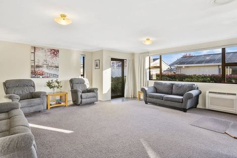 Photo of property in 13 Walnut Place, Mosgiel, 9024