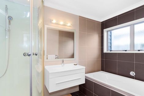 Photo of property in 15 Ella Place, Papamoa Beach, Papamoa, 3118