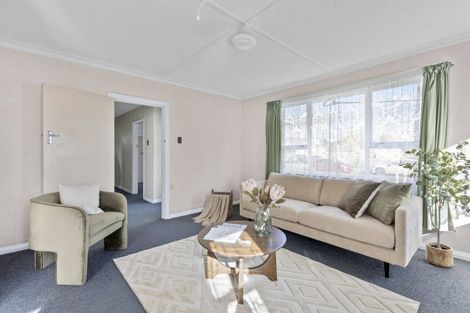 Photo of property in 40 Blake Street, Waitara, 4320