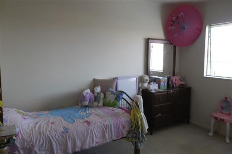 Photo of property in 8 Midshipman Court, Gulf Harbour, Whangaparaoa, 0930