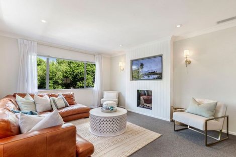 Photo of property in 4 Brandon Road, Manly, Whangaparaoa, 0930