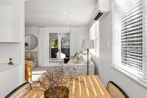 Photo of property in 21b Te Aute Road, Havelock North, 4130