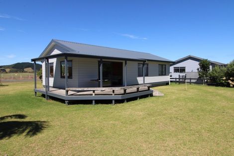 Photo of property in 506 Matarangi Drive, Matarangi, Whitianga, 3592