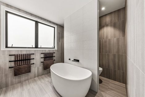 Photo of property in 131a Beach Road, Castor Bay, Auckland, 0620