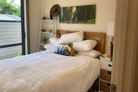 Photo of property in 3 Ruapehu Drive, Fitzherbert, Palmerston North, 4410