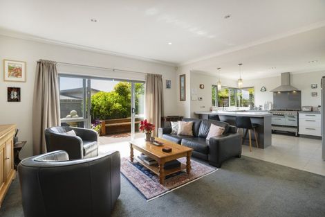 Photo of property in 3 Caterer Lane, Paraparaumu, 5032