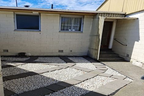 Photo of property in 2/72 Springs Road, Hornby, Christchurch, 8042