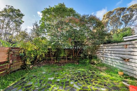 Photo of property in 2/19 Copley Street, New Lynn, Auckland, 0600