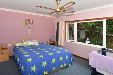 Photo of property in 1 Mclean Street, Woodville, 4920