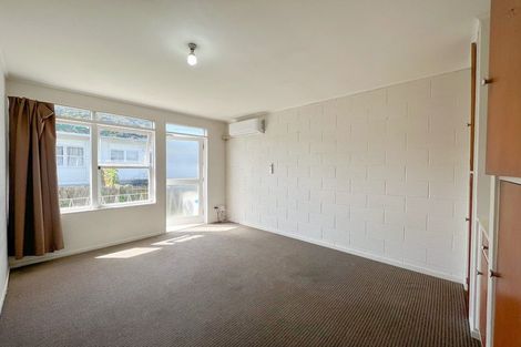 Photo of property in 3/9 Mountain Road, Mount Wellington, Auckland, 1072