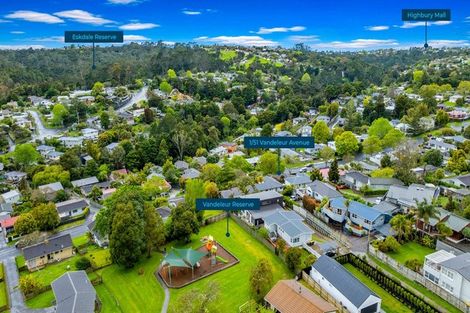 Photo of property in 1/51 Vandeleur Avenue, Birkdale, Auckland, 0626