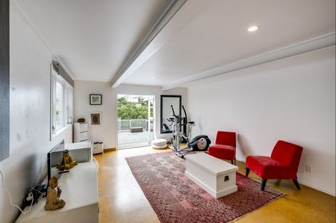 Photo of property in 11a Colenso Avenue, Hospital Hill, Napier, 4110