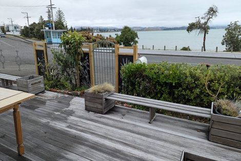 Photo of property in 20 Charles Street, Westshore, Napier, 4110