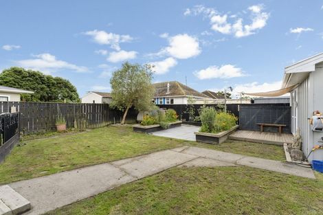Photo of property in 16 Totara Street, Otaki, 5512