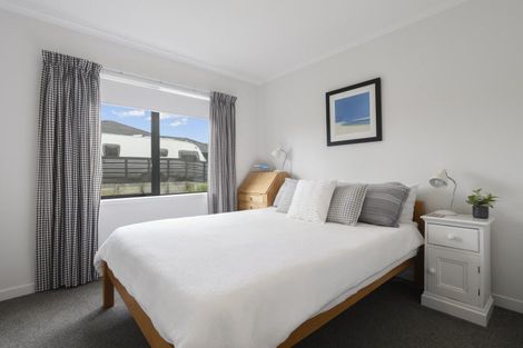 Photo of property in 2 Shea Lane, Pyes Pa, Tauranga, 3112