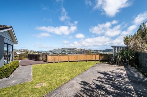 Photo of property in 15 Maraval Crescent, Grenada Village, Wellington, 6037