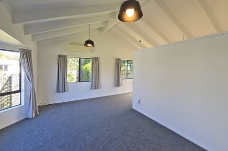 Photo of property in 36 Whiting Crescent, Greenmeadows, Napier, 4112