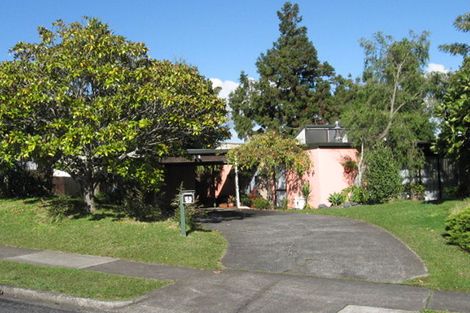 Photo of property in 59 Highland Park Drive, Highland Park, Auckland, 2010