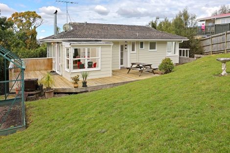Photo of property in 39 Fitzwater Place, Henderson, Auckland, 0612