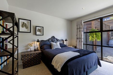 Photo of property in 20 Rannoch Drive, Jacks Point, Queenstown, 9371