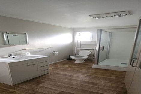 Photo of property in 326 Roscommon Road, Clendon Park, Auckland, 2103