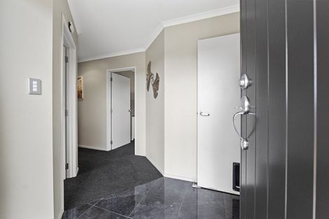 Photo of property in 12 Nikau Place, Hawera, 4610