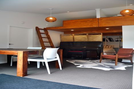 Photo of property in 15 Seaview Road, Waihi Beach, 3611