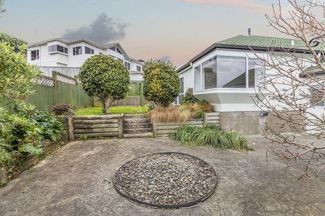 Photo of property in 1 Tombane Terrace, Papakowhai, Porirua, 5024