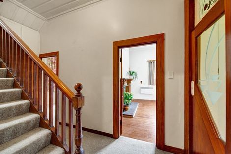 Photo of property in 44 Carrington Street, Lower Vogeltown, New Plymouth, 4310